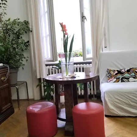 Monica's House Hostel